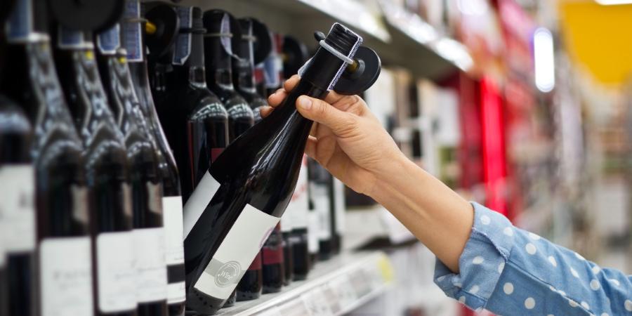 Pick Six. Legislature Proposes Allowing On-Premises Licensees to Purchase Limited Quantities of Wine and Liquor from Liquor Stores